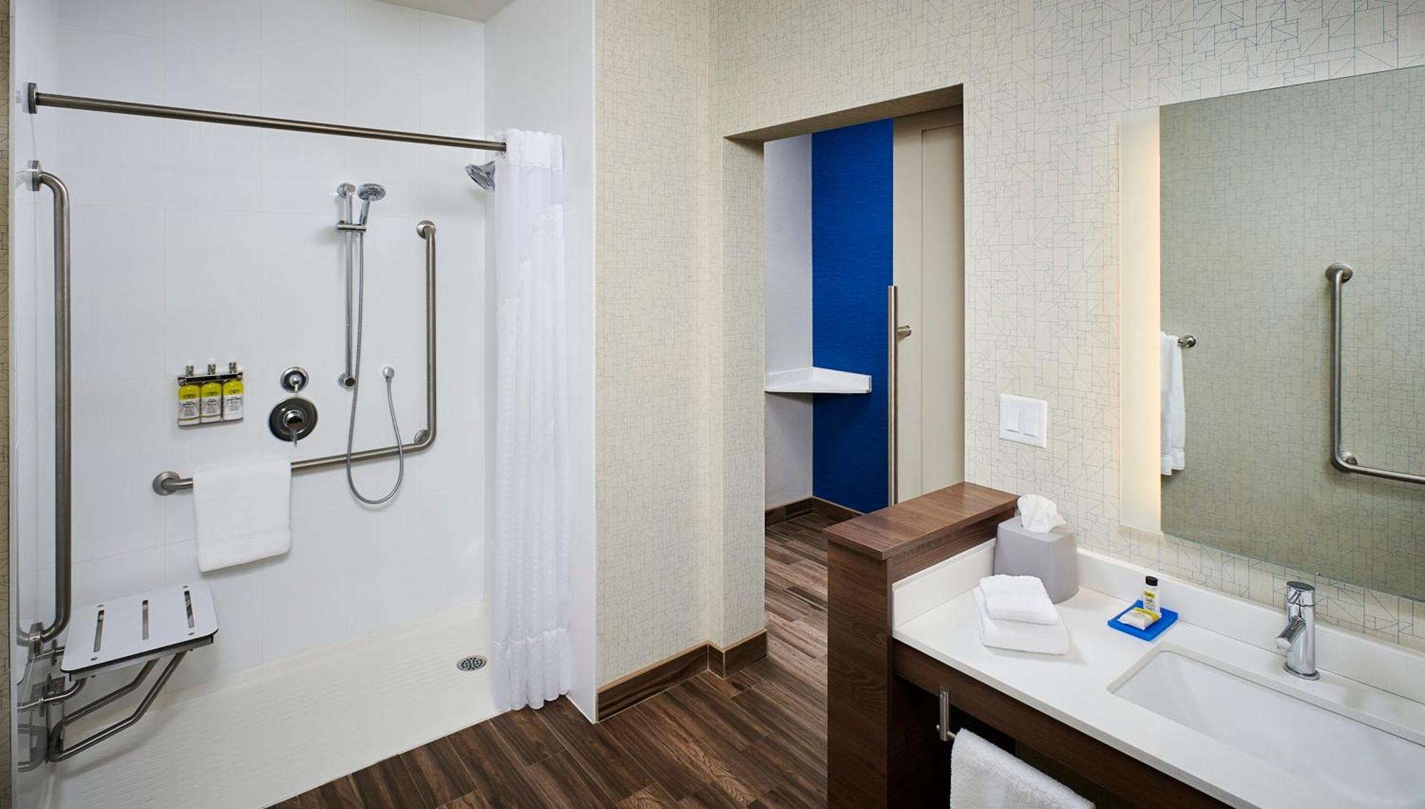 Holiday Inn Express Niagara-On-The-Lake By Ihg Exterior photo